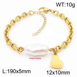 Sweet and fresh heart-shaped titanium steel golden bracelet