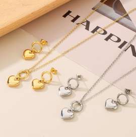 Women Polished Stainless Steel 460mm Necklace&Earrings Jewelry Set with Love Hearts Charm