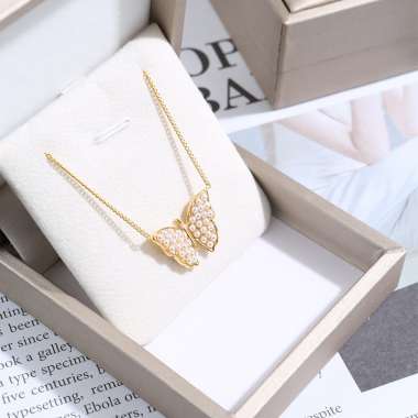 French retro niche high-end butterfly pearl necklace